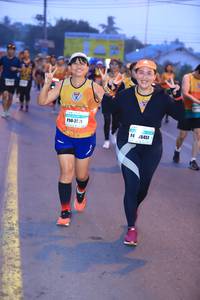 BIB: 42164, 40101
                            <button type="button" onclick="openModal(7902293)" class="btn btn-primary btn-sm float-right btn-popup" data-toggle="modal" data-target=".modal-high-quality">
                        <i class="fas fa-shopping-cart"></i> Add to Cart
                    </button>
                                            <button type="button" onclick="isThisMe(7902293, true)" class="btn btn-success btn-sm float-right btn-popup btn-isme hidden" data-toggle="tooltip" data-placement="bottom" title="นี่คือรูปของคุณใช่ไหม คลิกที่นี่เพื่อเอาเข้าอัลบั้ม">
                        <i class="fas fa-plus"></i> Add to album
                    </button>
                    <button type="button" onclick="isThisMe(7902293, false)" class="btn btn-warning btn-sm float-right btn-popup btn-isnotme hidden">
                        <i class="fas fa-ban"></i> Remove from album
                    </button>